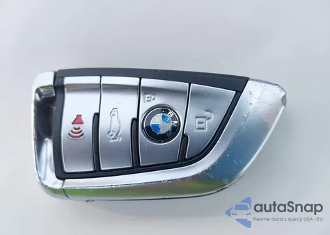 2020 BMW X3 Sdrive30I z USA, uszkodzony, nr VIN 5UXTY3C08LLE55346